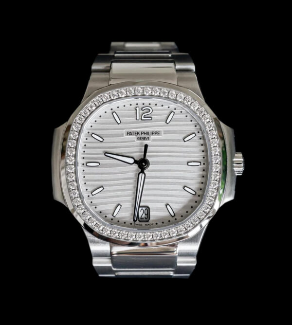 Réplica Patek Philippe Nautillus 7118 lady white brilliants